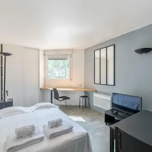 https://bright-and-modern-studio-close-to-part-dieu-welkeys.hotels-rhonealpes.com